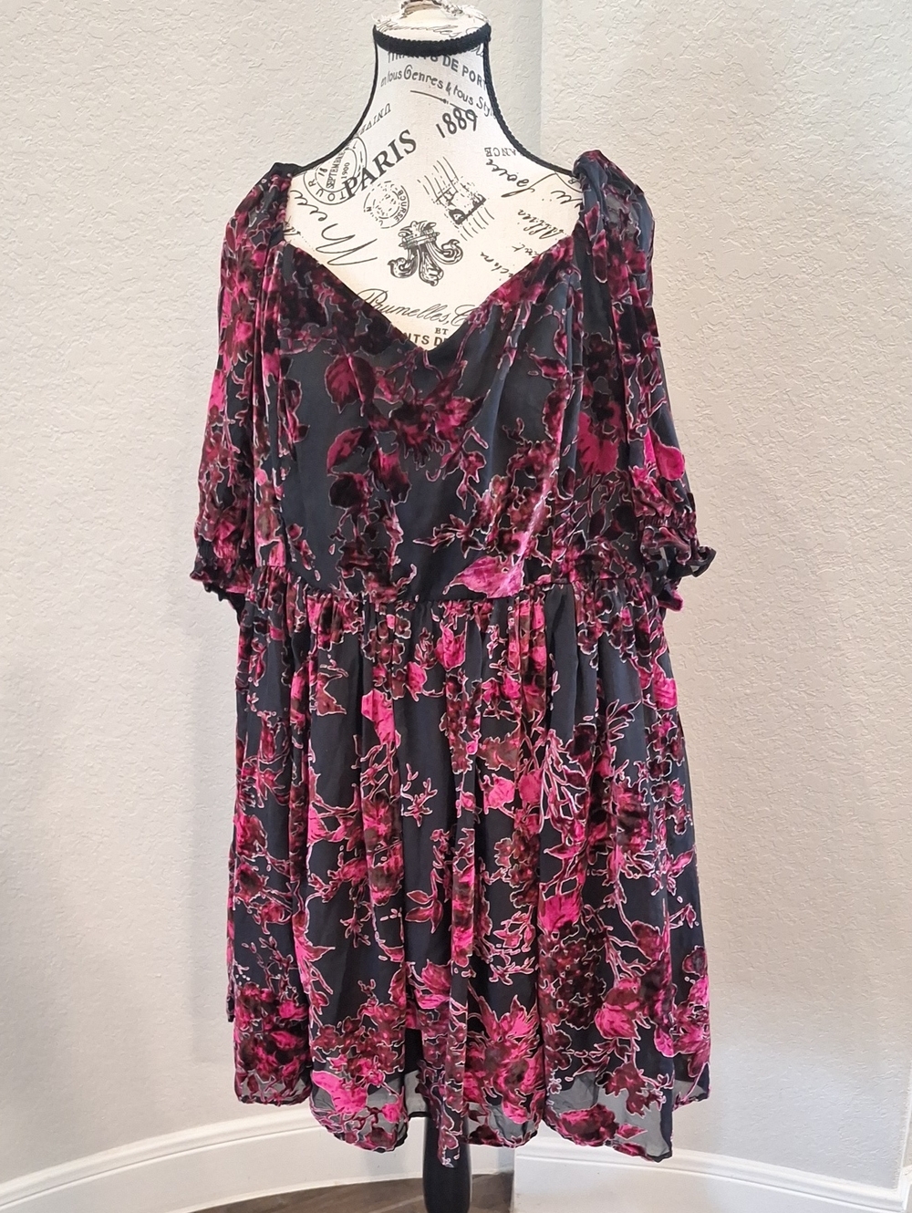 Torrid Velvet Burnout Babydoll Sweetheart Neckline Mini Dress Plus Size 22 - Picture 3 of 12